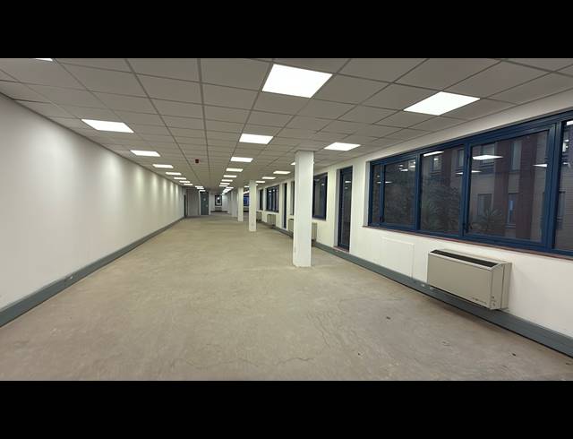 4,612M² OFFICE TO LET IN BRAAMPARK